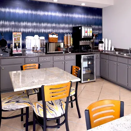 Americas Best Value Inn - Monroeville-2