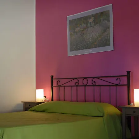 Samarcanda Hotel & Parking Di Parmigiani Silvia-3