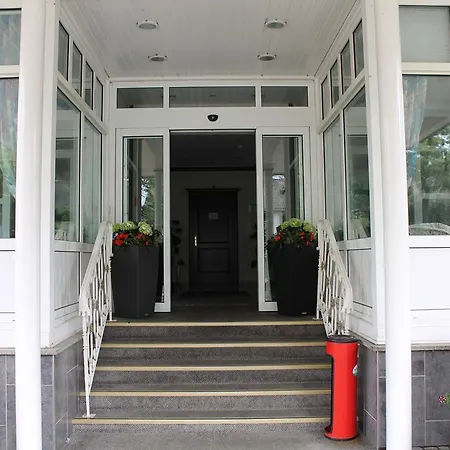 City Hotel-2