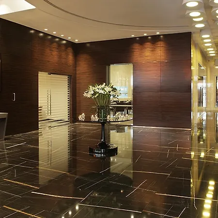 Cosmopolitan Hotel Dubai - Al Barsha-2