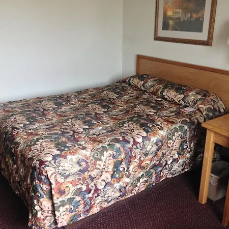 Super 8 By Wyndham Aberdeen West-3