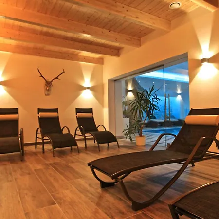 Alpenhotel Weiherbach Berchtesgaden Hallenbad und Sauna-3