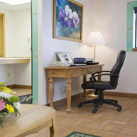 Americas Best Value Inn Torrington-3