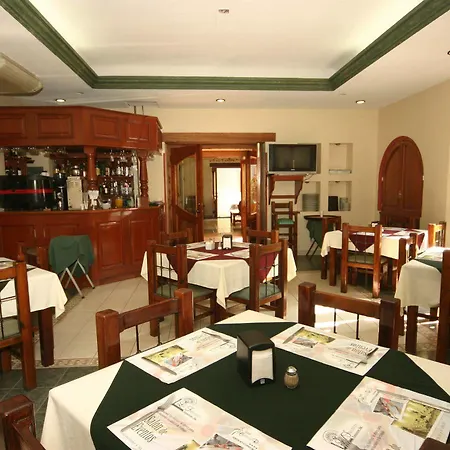 Hotel Cantera Real-3