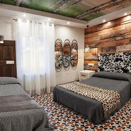 Hostal El Aparcamiento-2