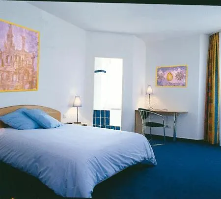 Amadeus Hotel-2