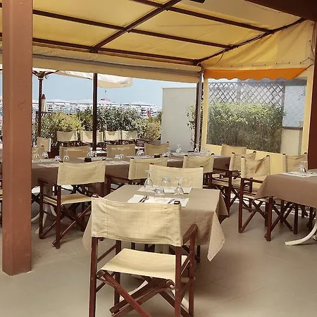 Gallia Club Hotel-2