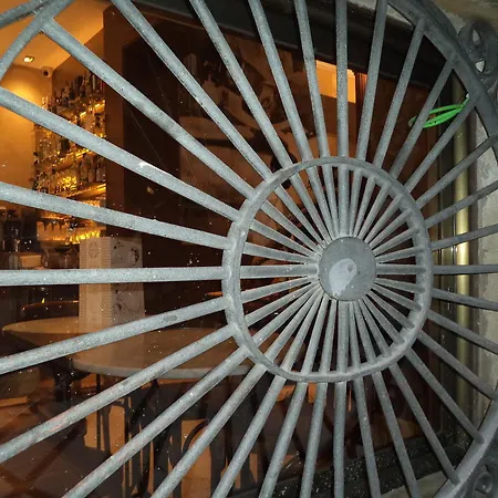 Hotel Adagio-3