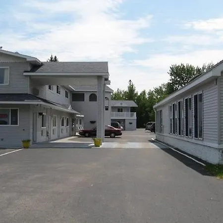 Mackinaw Budget Inn-3