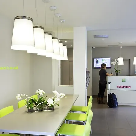 Ibis Styles Antibes Juan Les Pins-3