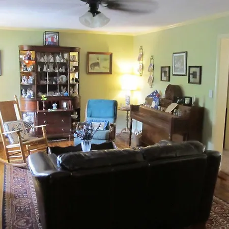 Banner Haven B&B And Cabin Rentals-2