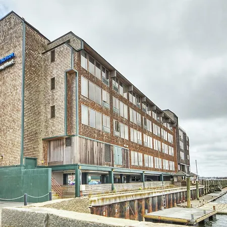 Club Wyndham Inn On Long Wharf-3