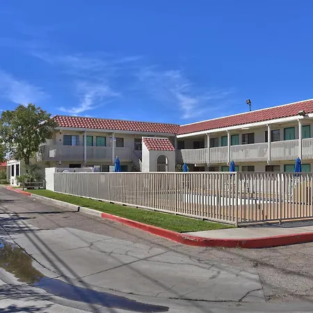 Motel 6-Kingman, Az - Route 66 East-2