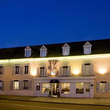 La Cour De La Paix-2
