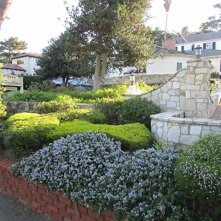 The Colonial Terrace-2
