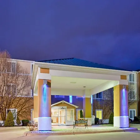 Baymont By Wyndham Kirksville University Area-3