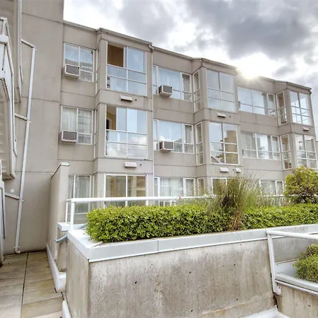 Robson Suites-3