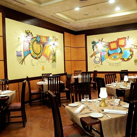 Grand Pyramids Hotel-3