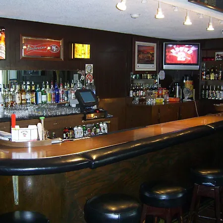 Hillsdale Inn-3
