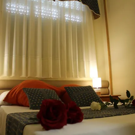 Hotel Cuatro Caños-2