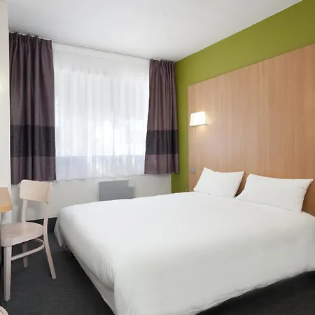 B&B HOTEL Nîmes Ville Active, parking sécurisé gratuit-3