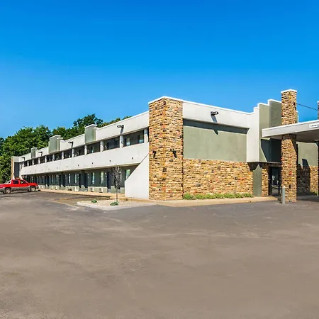 Rodeway Inn Portage-3