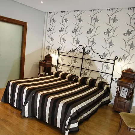 Hostal Rey Pedro I-2