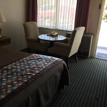 Sunrise Motel-2