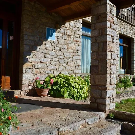 Hostal La Neu-3