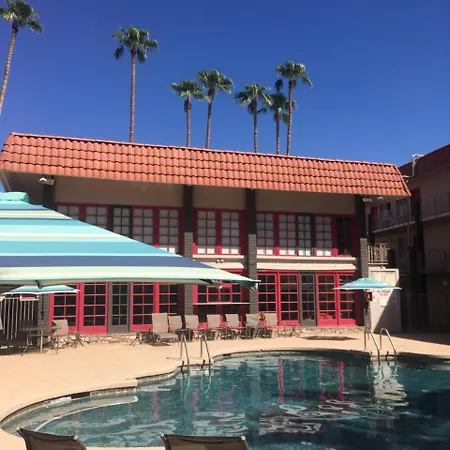 Ramada By Wyndham Tempe Near Asu-2