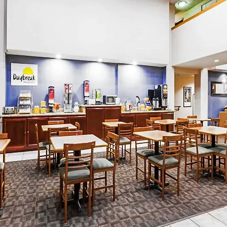 Days Inn By Wyndham Bakersfield-3