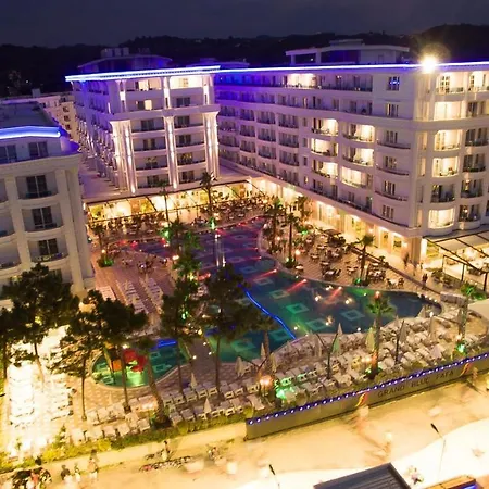 Grand Blue Fafa Resort&SPA-3