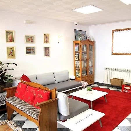 Hostal Fonda Prat-2