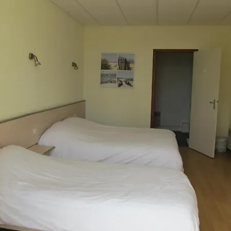 Hotel La Quebecoise-2