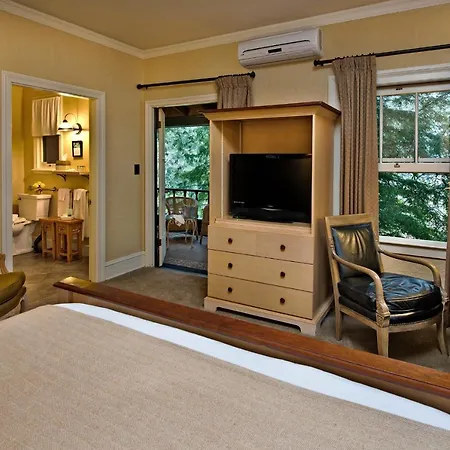Applewood Inn-2