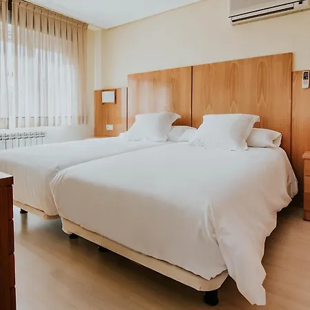 Hotel Isasa-3