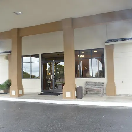Summit Inn Hotel & Suites-3