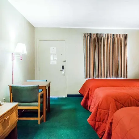 Rodeway Inn Harrisburg-3