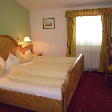 Hotel Garni Tirolerhof-2