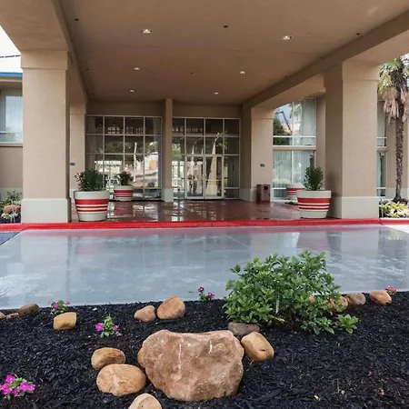 Economy Inn & Suites-2