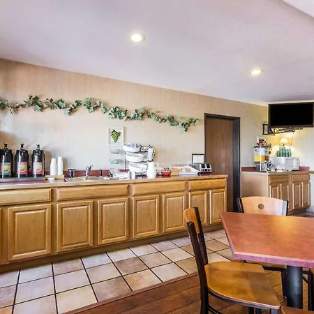 West End Lodge-2