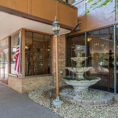 Rodeway Inn And Suites Boulder Broker-3