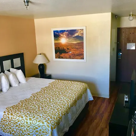 Days Inn By Wyndham Taos-3