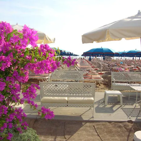 Hotel Garden-2
