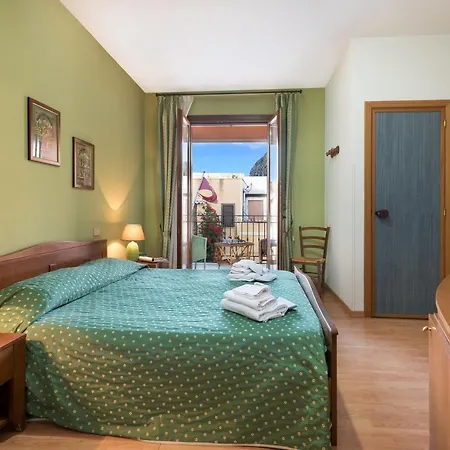 Hotel Halimeda-2