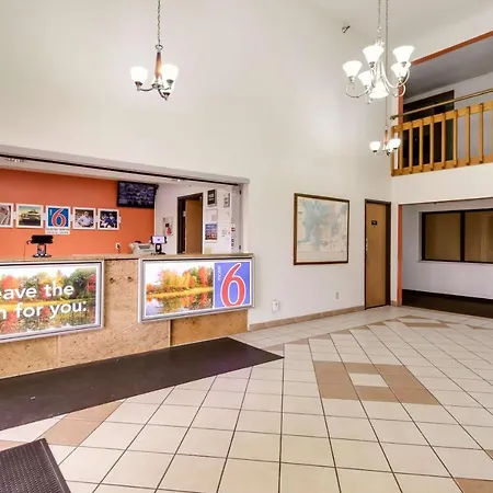 Motel 6-Davenport, Ia-2