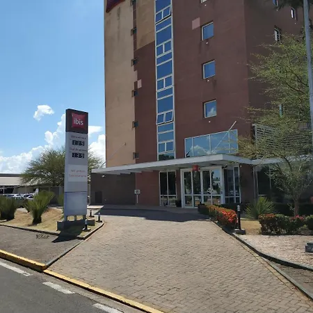 Hotel Ibis Lins-2