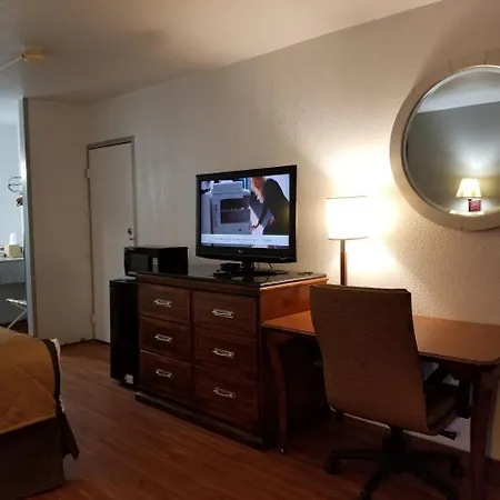 University Inn-2