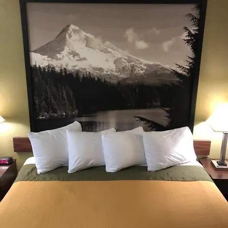 Super 8 By Wyndham Salem-2
