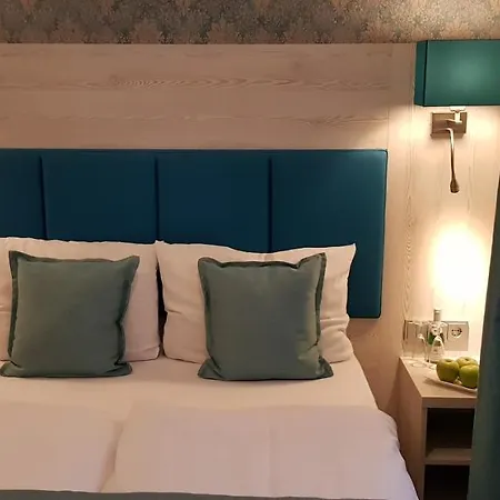 Hotel Budapester Hof-2